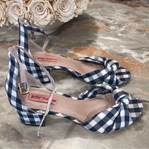 Betsey Johnson Gingham Checkered Women's Shoes - Picture 5 of 12
